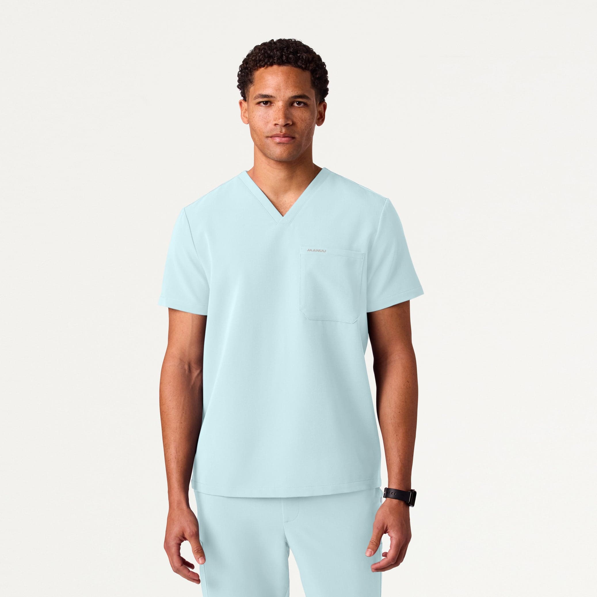 Auggie Essential Scrub Top
